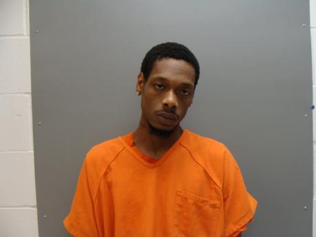Primary Photo of Trevon R McCray. Please refer to the physical description.