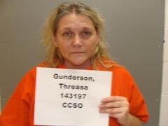 Mugshot of GUNDERSON, THREASA